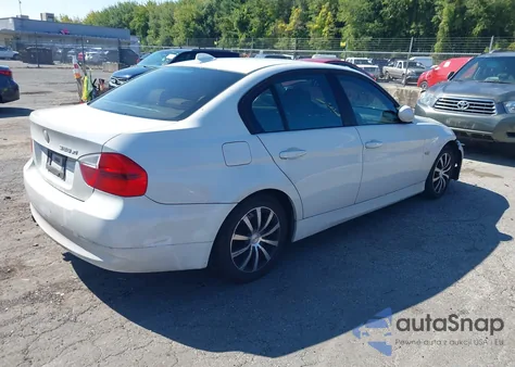 2007 BMW 328Xi из США, поврежденный, VIN WBAVC93577KX54114